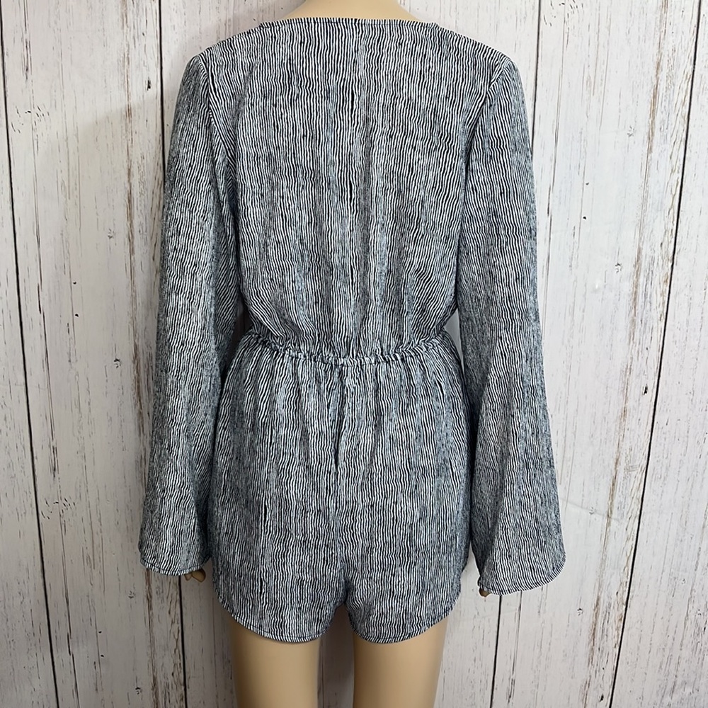 audrey 3+1 Open Front Romper - Picture 8 of 13